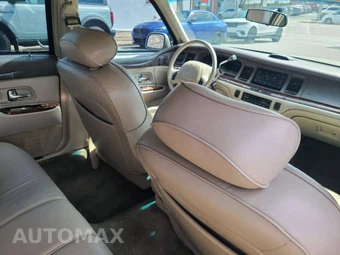 1997 Lincoln Town Car Executive - miniatura 28