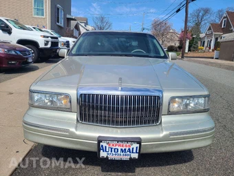 1997 Lincoln Town Car Executive - miniatura 3