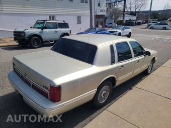 1997 Lincoln Town Car Executive - miniatura 40