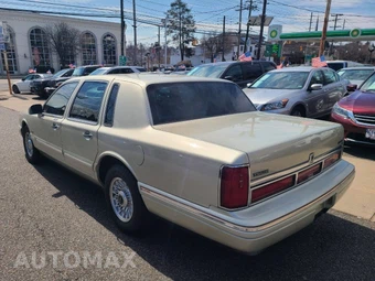 1997 Lincoln Town Car Executive - miniatura 6