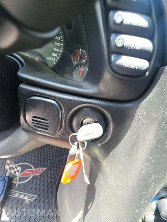 1998 Chevrolet Corvette Coupe 1SA - miniatura 8