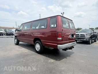 1998 Ford E-350 Club Wagon XLT 138.0" WB - miniatura 7