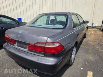1998 Honda Accord Sedan LX – miniatura 3