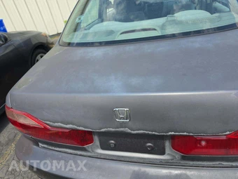 1998 Honda Accord Sedan LX – miniatura 30