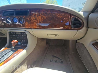 1998 Jaguar XK8 Coupe – miniatura 16