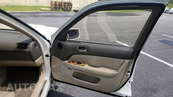 1998 Lexus LS 400 – miniatura 27