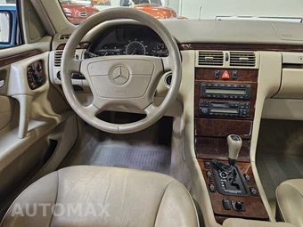 1998 Mercedes-Benz E 320 Sedan – miniatura 24