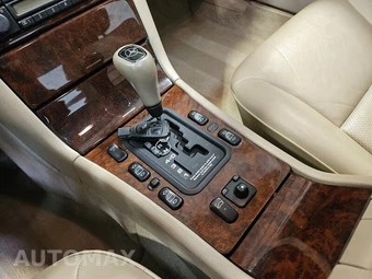 1998 Mercedes-Benz E 320 Sedan – miniatura 31