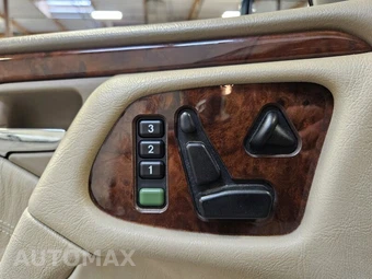 1998 Mercedes-Benz E 320 Sedan – miniatura 34