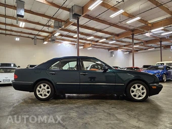 1998 Mercedes-Benz E 320 Sedan – miniatura 9