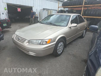 1998 Toyota Camry LE
