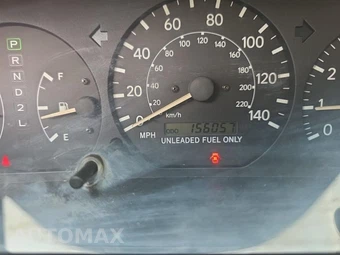 1998 Toyota Camry LE – miniatura 15