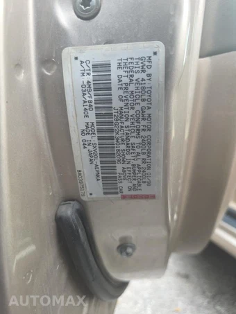 1998 Toyota Camry LE – miniatura 17