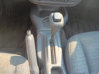 1999 Chevrolet Cavalier Sedan - miniatura 18
