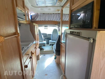 1999 Chevrolet Express G3500 RV Cutaway 1SA 9500 GVWR - miniatura 15