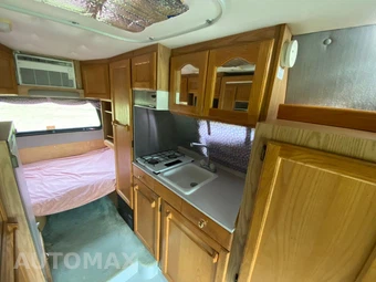 1999 Chevrolet Express G3500 RV Cutaway 1SA 9500 GVWR - miniatura 9