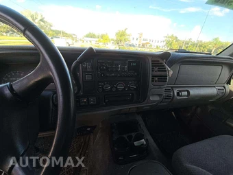 1999 Chevrolet Suburban K1500 - miniatura 10