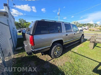 1999 Chevrolet Suburban K1500 - miniatura 3