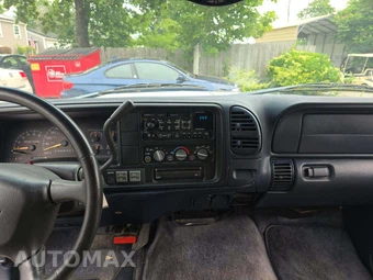 1999 Chevrolet Suburban K1500 - miniatura 10