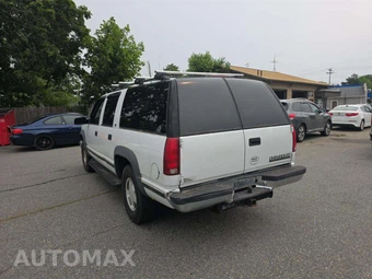 1999 Chevrolet Suburban K1500 - miniatura 2