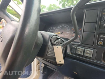1999 Chevrolet Suburban K1500 - miniatura 8