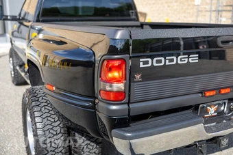 1999 Dodge Ram 3500 Extended Cab Long Bed DRW - miniatura 25