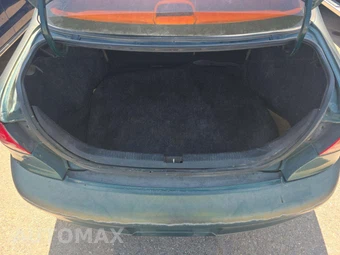 1999 Ford Escort SE Sedan - miniatura 14