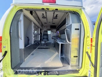 1999 Ford Super Duty E-350 Recreational Van 138.0" WB - miniatura 16