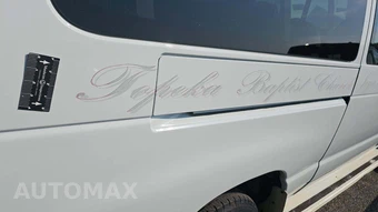 1999 Ford Super Duty E-350 Wagon XLT 138.0" WB - miniatura 24