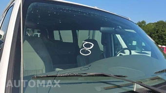 1999 Ford Super Duty E-350 Wagon XLT 138.0" WB - miniatura 33