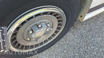 1999 Ford Super Duty E-350 Wagon XLT 138.0" WB - miniatura 43
