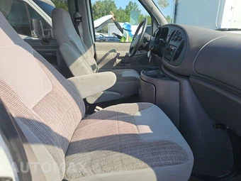 1999 Ford Super Duty E-350 Wagon XLT 138.0" WB - miniatura 8