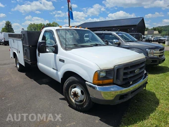 1999 Ford Super Duty F-350 Cab Chassis XL Regular Cab DRW - miniatura 4