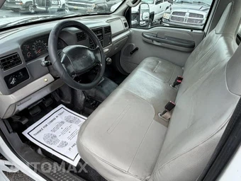 1999 Ford Super Duty F-350 Cab Chassis XL Regular Cab DRW - miniatura 11