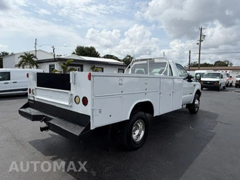 1999 Ford Super Duty F-350 Cab Chassis XL Regular Cab DRW - miniatura 5