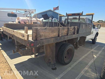 1999 Ford Super Duty F-450 Cab Chassis XL Regular Cab DRW - miniatura 3