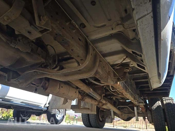 1999 Ford Super Duty F-450 Cab Chassis XL Regular Cab DRW - miniatura 7