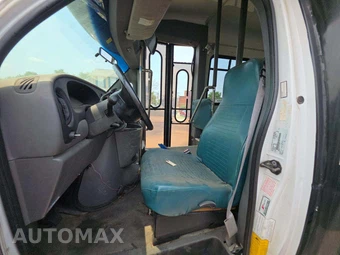 1999 Ford Super Duty RV Cutaway DRW - miniatura 6
