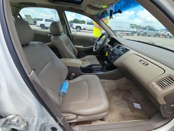 1999 Honda Accord Sedan EX w/Leather - miniatura 8