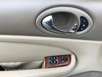 1999 Jaguar XK8 Convertible - miniatura 19