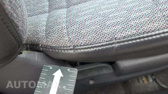 1999 Jeep Cherokee SE – miniatura 38