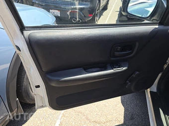1999 Jeep Cherokee SE – miniatura 9