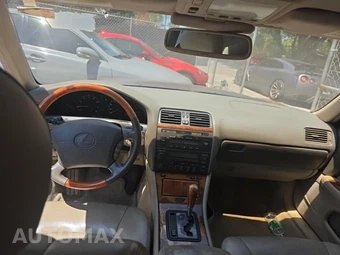 1999 Lexus LS 400 – miniatura 14