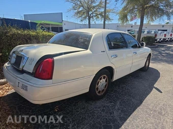 1999 Lincoln Town Car Signature - miniatura 3