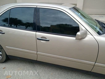 1999 Mercedes-Benz E 320 Sedan – miniatura 16