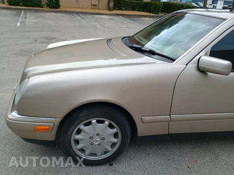 1999 Mercedes-Benz E 320 Sedan – miniatura 20