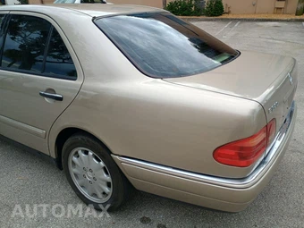1999 Mercedes-Benz E 320 Sedan – miniatura 21