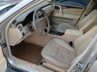 1999 Mercedes-Benz E 320 Sedan – miniatura 24