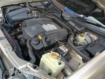 1999 Mercedes-Benz E 320 Sedan – miniatura 51
