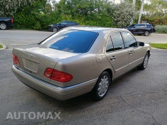 1999 Mercedes-Benz E 320 Sedan – miniatura 6